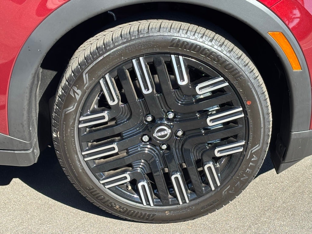 2026 Nissan LEAF Platinum+