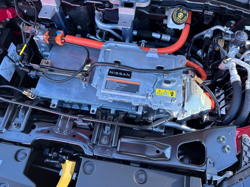 2026 Nissan LEAF Platinum+