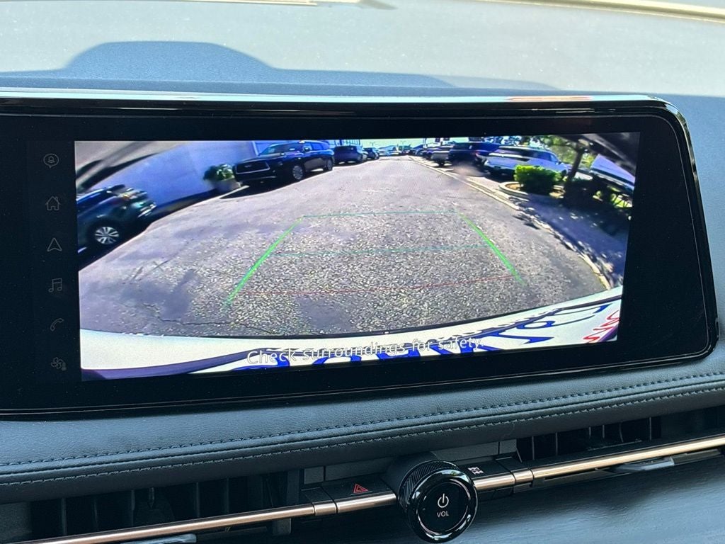 2023 Nissan Ariya VENTURE+