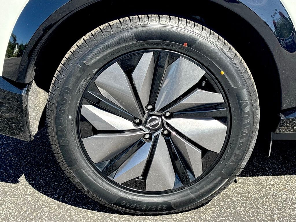 2023 Nissan Ariya VENTURE+