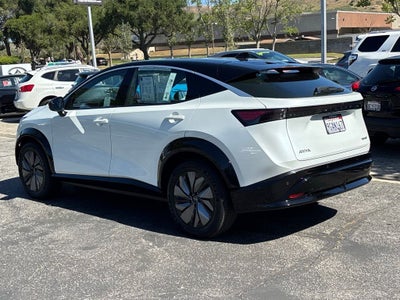 2023 Nissan Ariya VENTURE+
