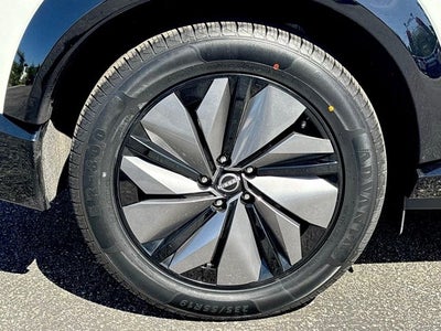 2023 Nissan Ariya VENTURE+