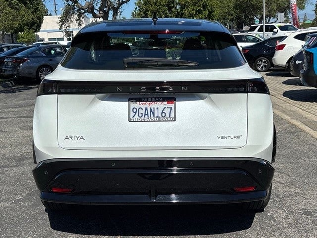 2023 Nissan Ariya VENTURE+