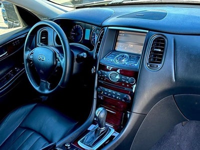 2016 INFINITI QX50 Base