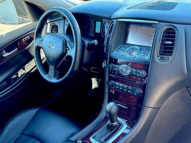 2017 INFINITI QX50 RWD