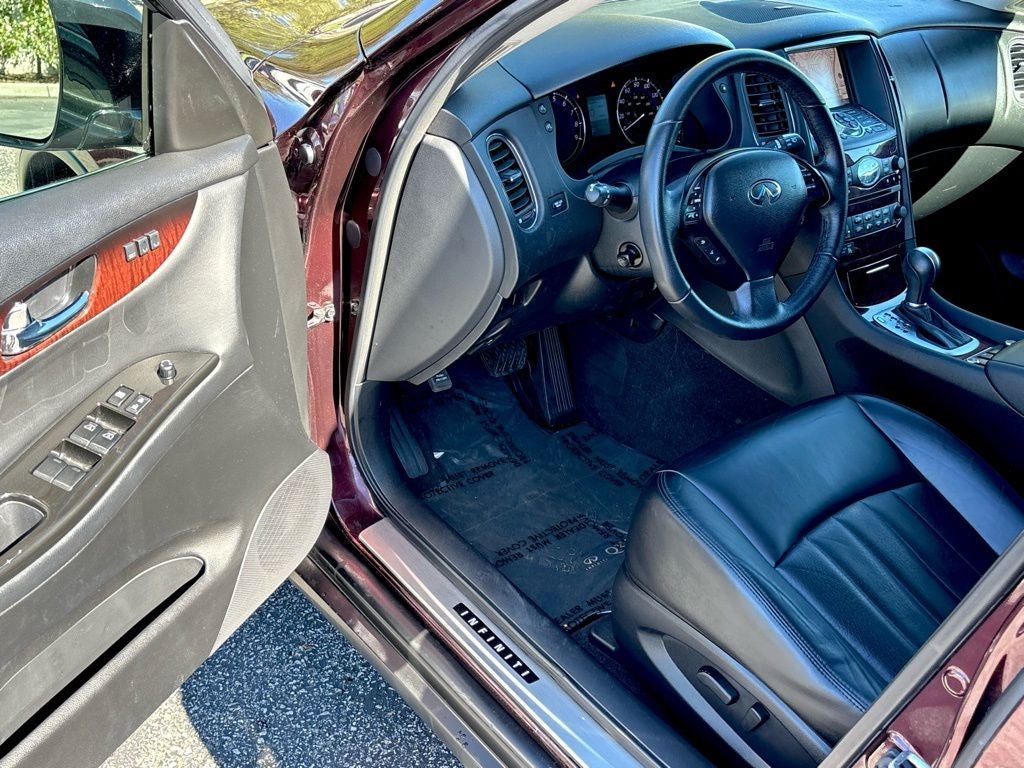 2016 INFINITI QX50 Base