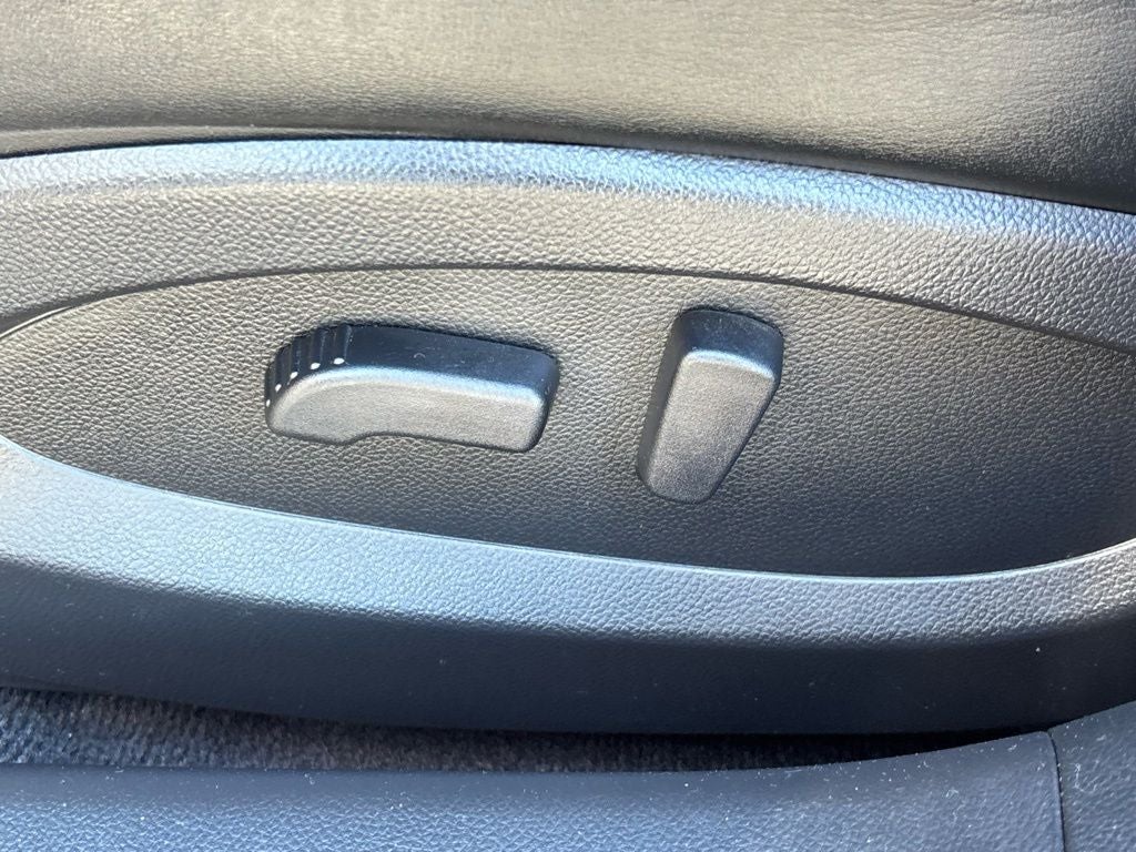 2016 INFINITI QX50 Base