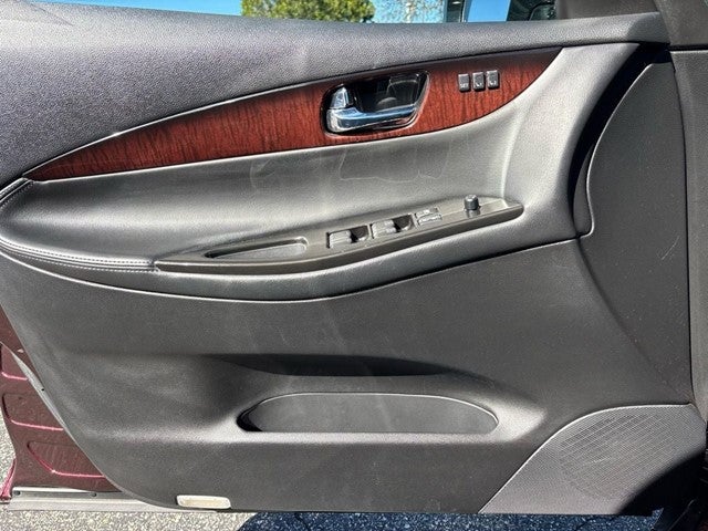 2016 INFINITI QX50 Base