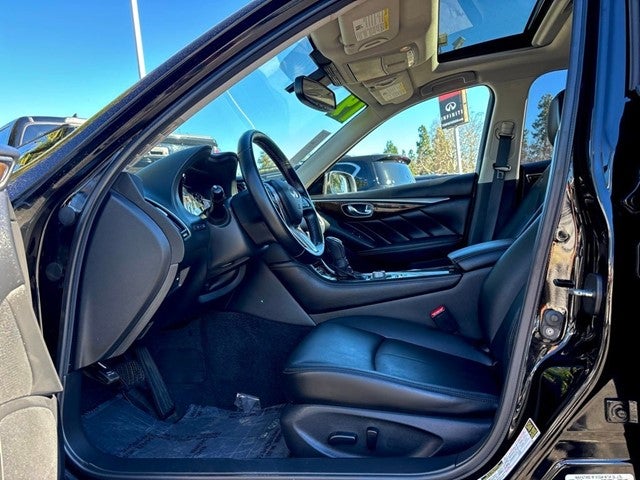 2019 INFINITI Q50 LUXE