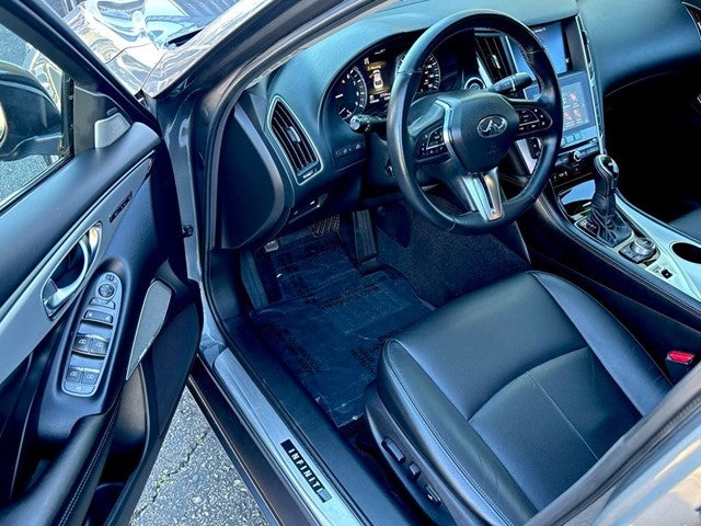 2022 INFINITI Q50 LUXE RWD