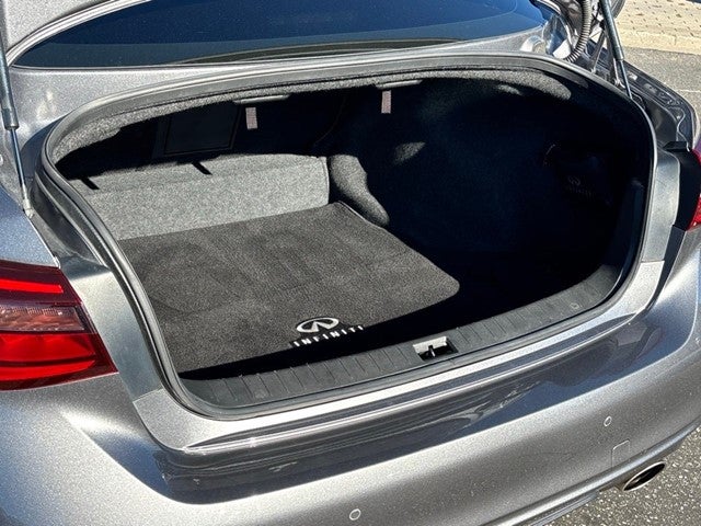 2022 INFINITI Q50 LUXE RWD