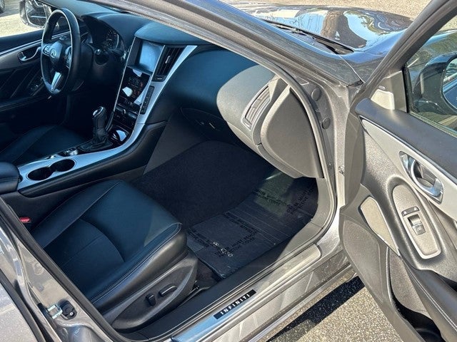 2022 INFINITI Q50 LUXE RWD