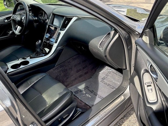 2023 INFINITI Q50 LUXE RWD