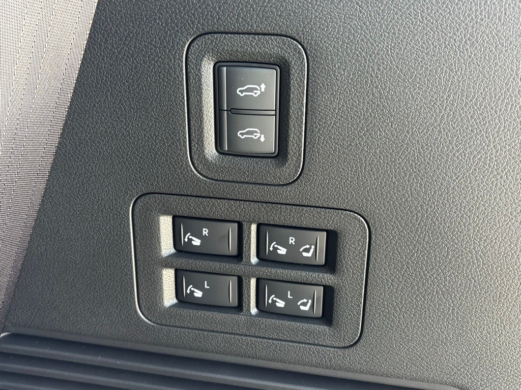 2025 Nissan Armada PRO-4X®