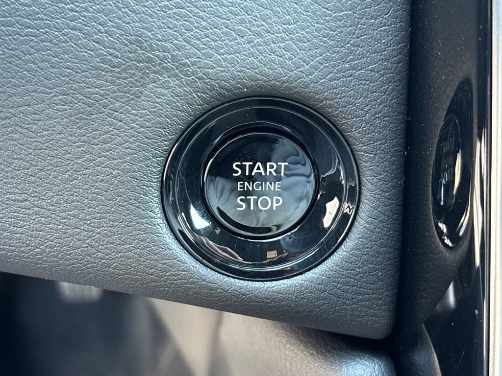 2025 Nissan Armada Platinum