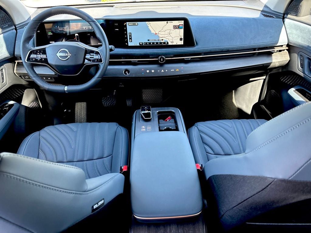 2025 Nissan Ariya PLATINUM+ e-4ORCE