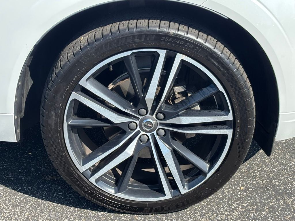 2020 Volvo XC60 T5 R-Design