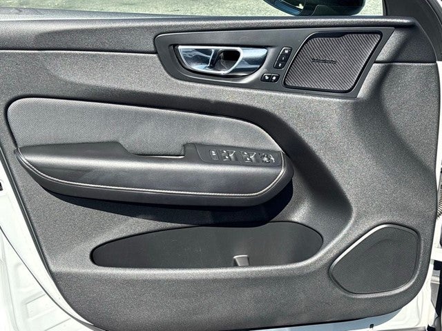 2020 Volvo XC60 T5 R-Design