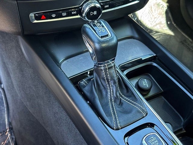 2020 Volvo XC60 T5 R-Design